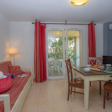 Residence Goelia Le Mas Des Arenes Мурьес Экстерьер фото